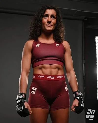 Femmes dans le MMA français : Cornolle, Benouaich, et la carte Paris